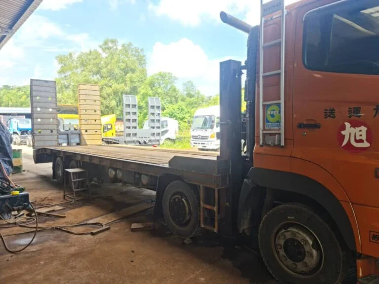 Hino 700 FW1E Self Loader